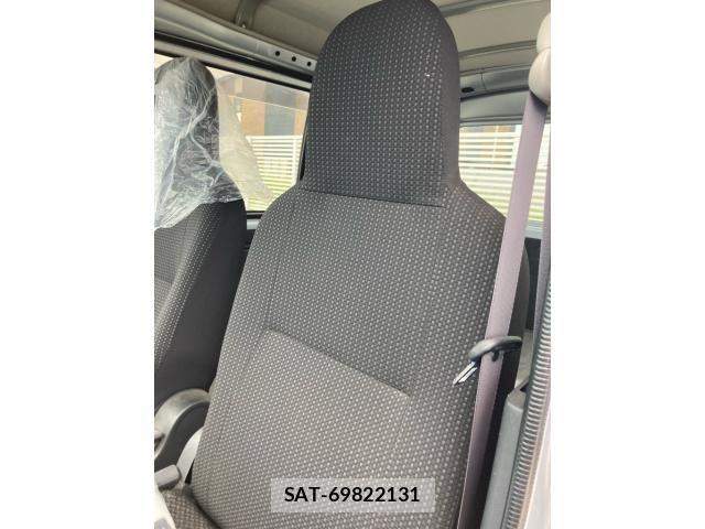 Subaru SAMBAR 2020-02 7620441-17