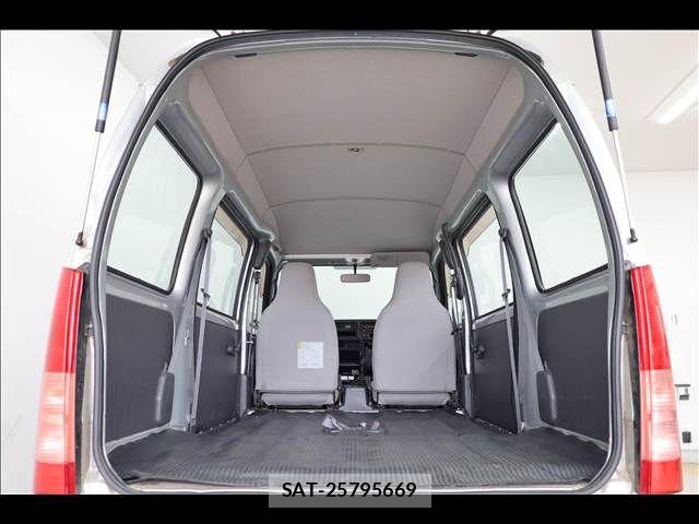 Subaru SAMBAR 2010-06 7620443-19