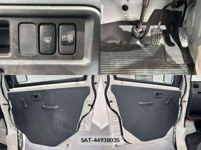 Subaru SAMBAR 2013-11 7879728-23