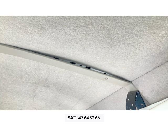 Subaru SAMBAR 2010-06 8372240-19