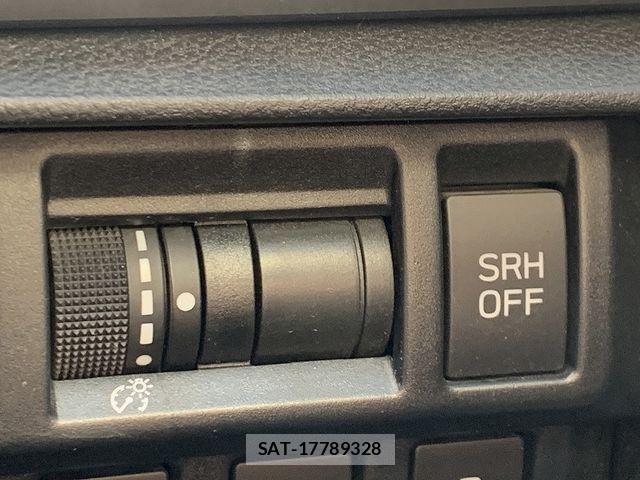 Subaru SUBARU 2018-02 6678258-9