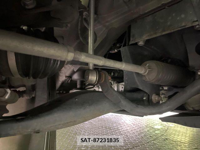Subaru SUBARU 2018-05 6817446-19