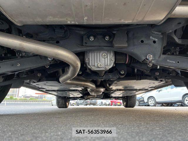 Subaru SUBARU 2017-10 7272349-19
