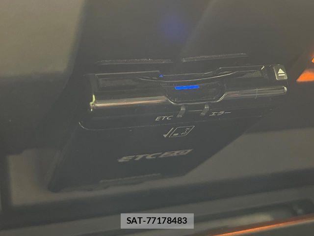 Subaru SUBARU 2017-05 7963932-6