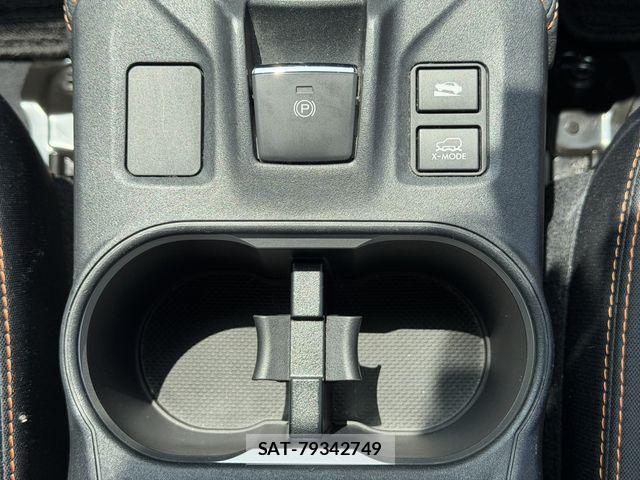 Subaru SUBARU 2017-05 8038526-6