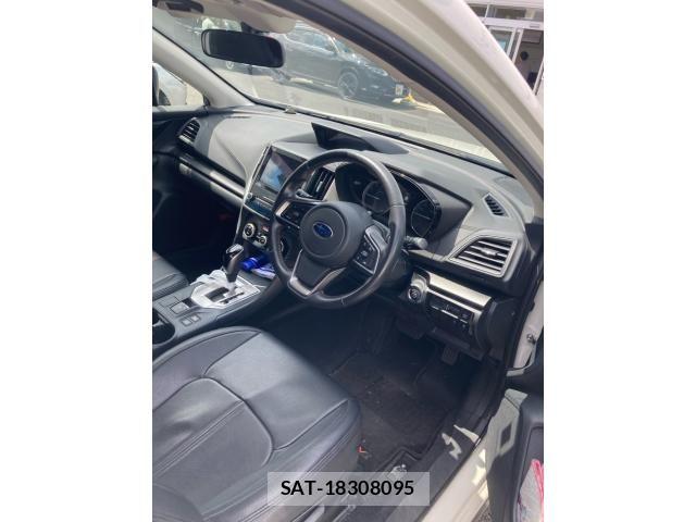 Subaru SUBARU 2018-05 8102104-18