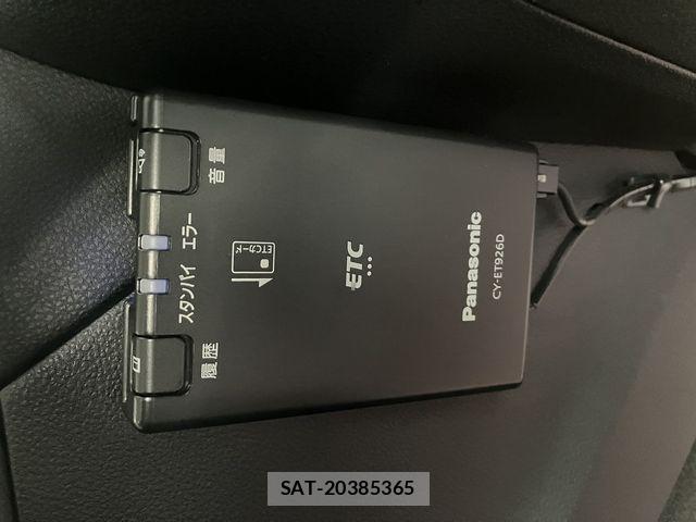 Subaru SUBARU 2018-06 8102106-24