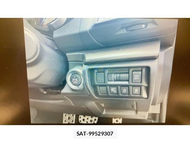 Subaru SUBARU 2018-11 8231956-12