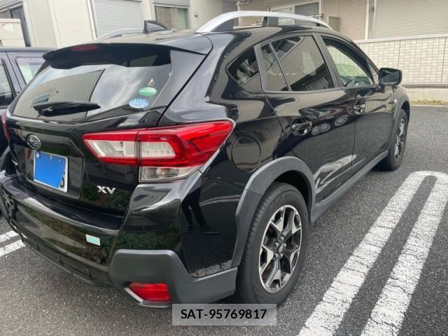 Subaru SUBARU 2017-08 8246828-5