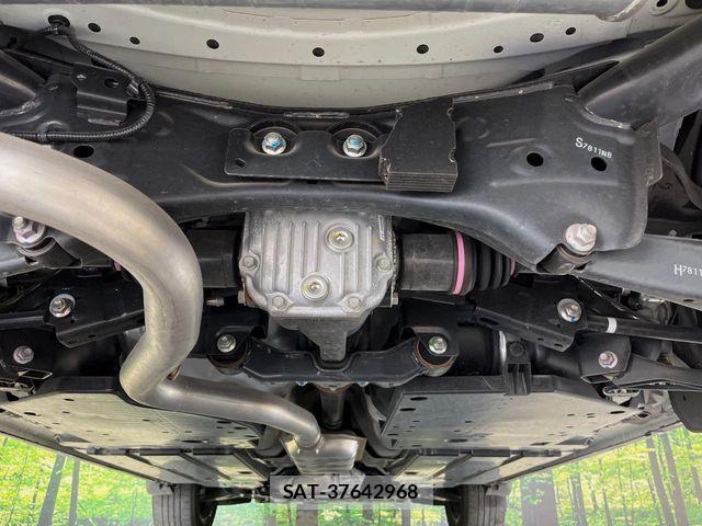 Subaru SUBARU 2017-08 8246827-18