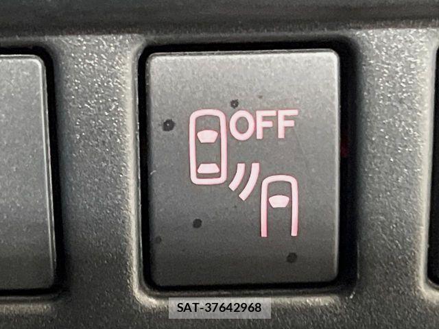 Subaru SUBARU 2017-08 8246827-6