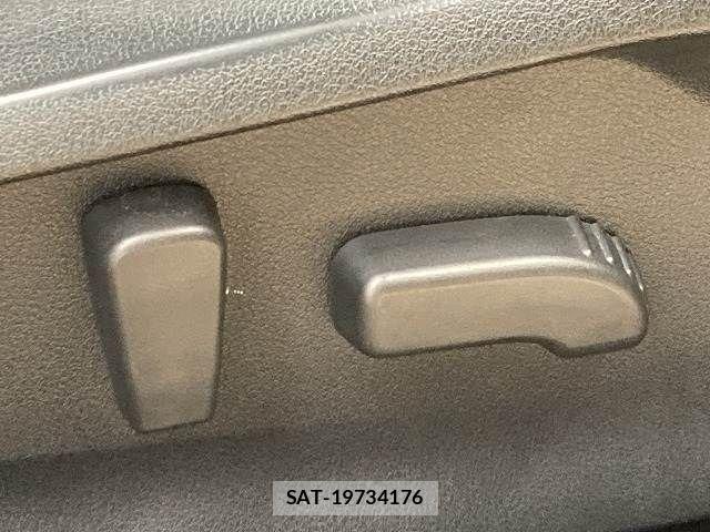 Subaru SUBARU 2017-06 8338041-8