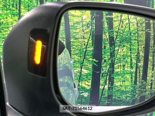 Subaru SUBARU 2017-08 8372242-5