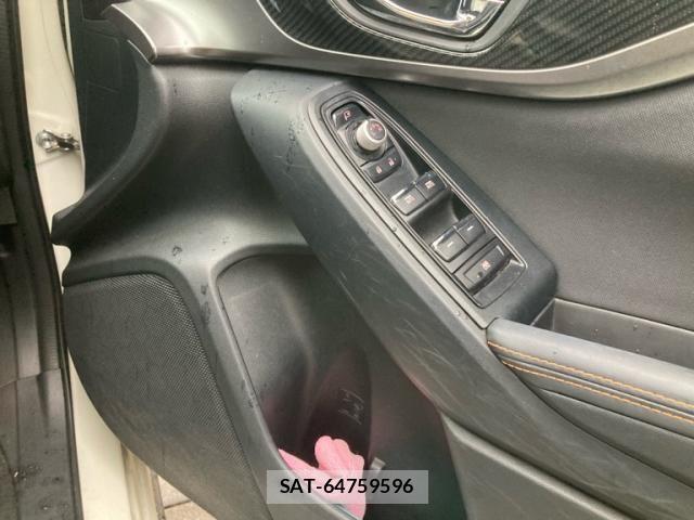 Subaru SUBARU 2017-11 8372246-11