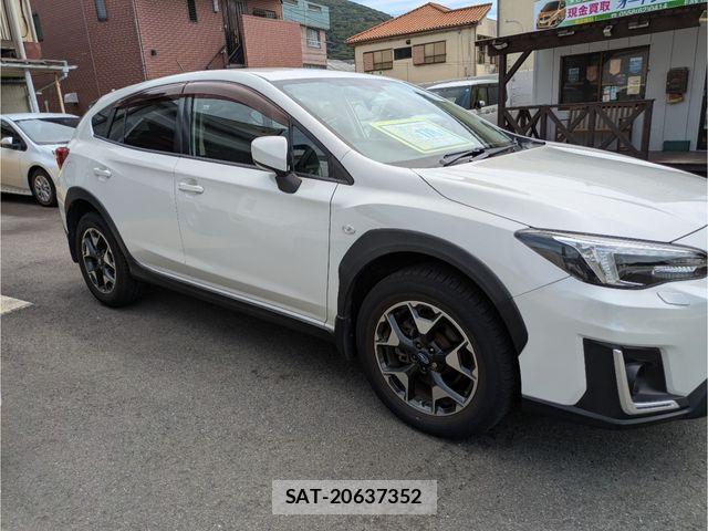 Subaru SUBARU 2017-08 8372241-4