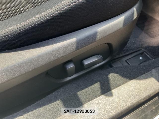 Subaru SUBARU 2012-11 8563688-11