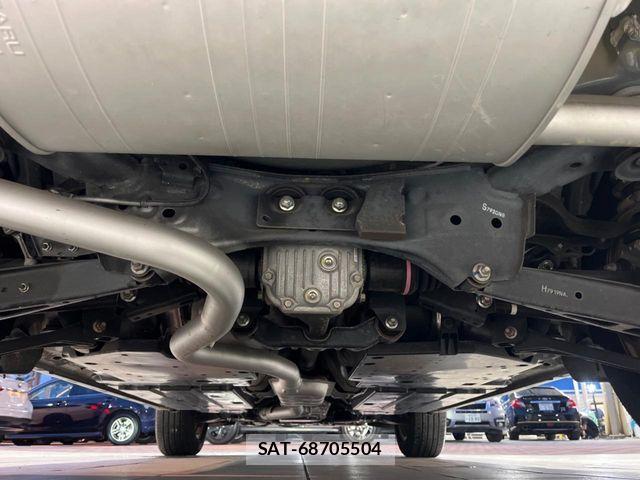Subaru SUBARU 2017-09 8666965-17