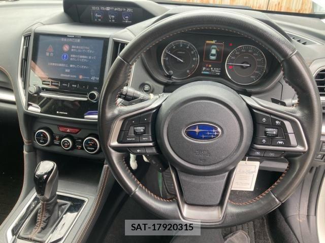 Subaru SUBARU 2017-09 8831852-17
