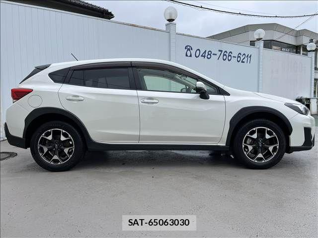 Subaru SUBARU 2018-11 8831848-3