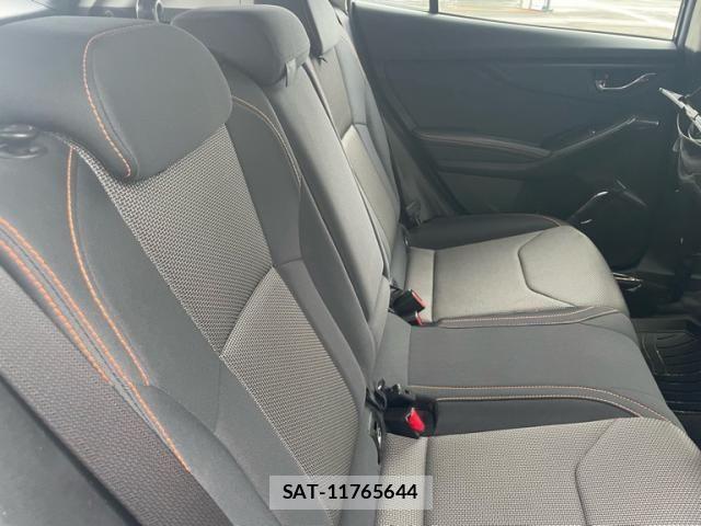 Subaru SUBARU 2017-12 8872160-9