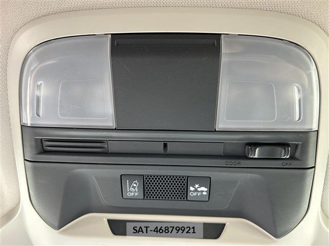 Subaru SUBARU 2017-11 8882404-25