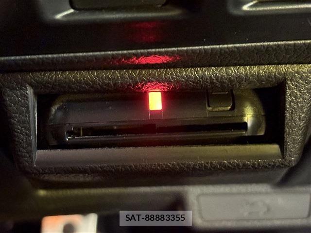 Subaru SUBARU 2017-03 8882406-29