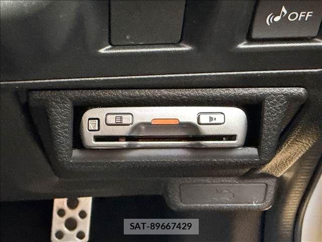 Subaru XV HYBRID 2013-07 5879885-14