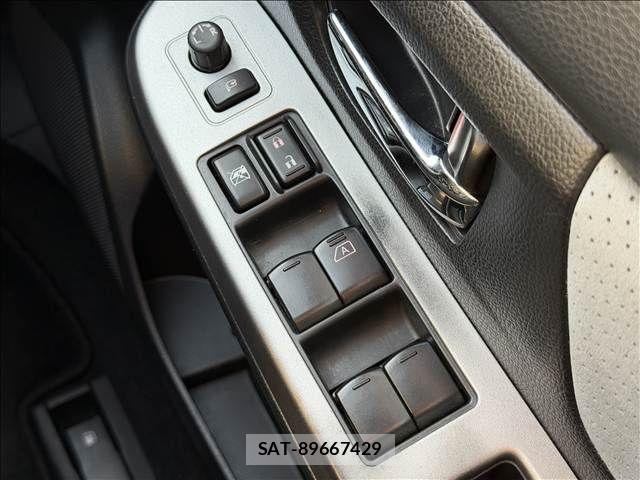 Subaru XV HYBRID 2013-07 5879885-26