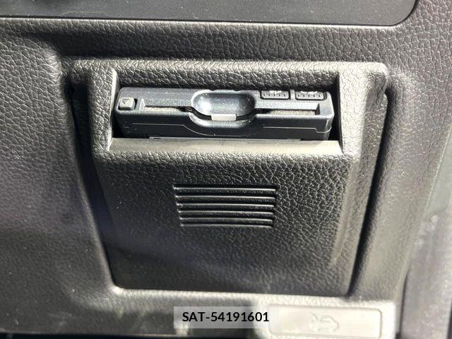 Subaru XV HYBRID 2014-08 6019953-7
