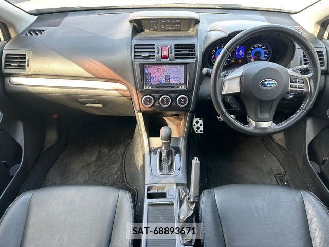 Subaru XV HYBRID 2013-07 6220008-1