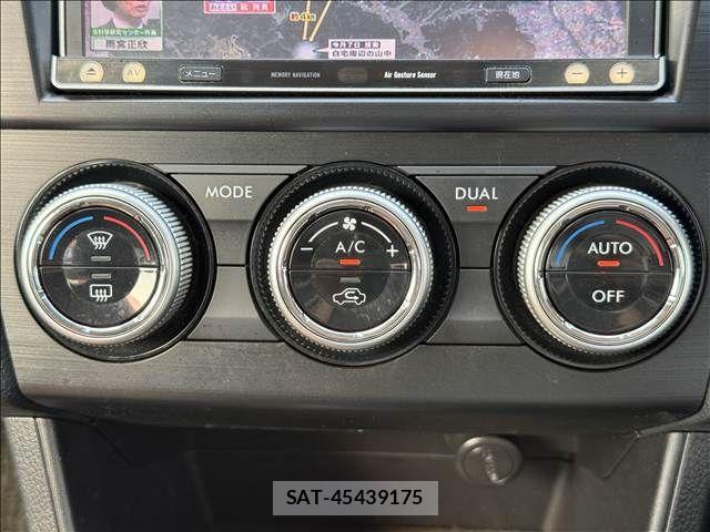 Subaru XV HYBRID 2013-12 6273028-12