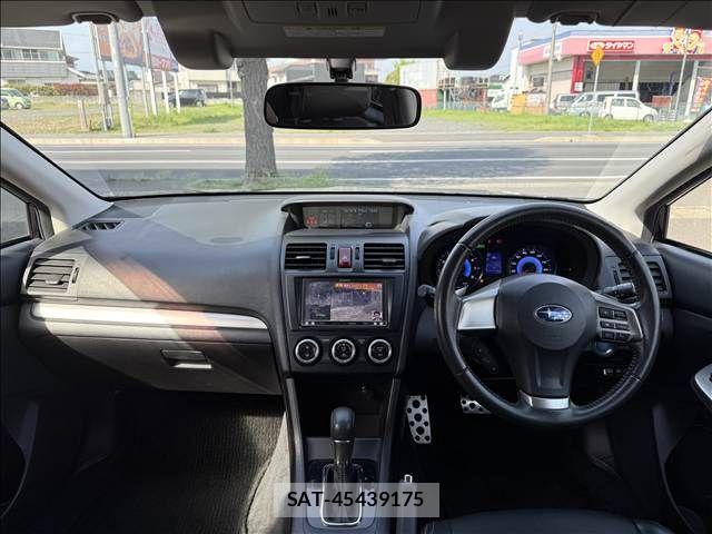 Subaru XV HYBRID 2013-12 6273028-1