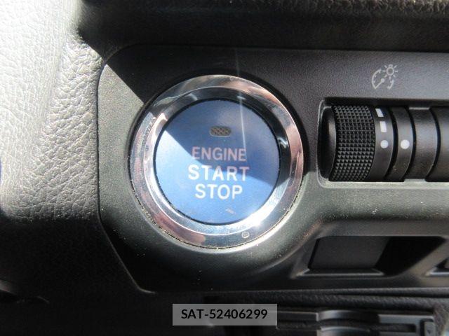 Subaru XV HYBRID 2015-09 6717447-24