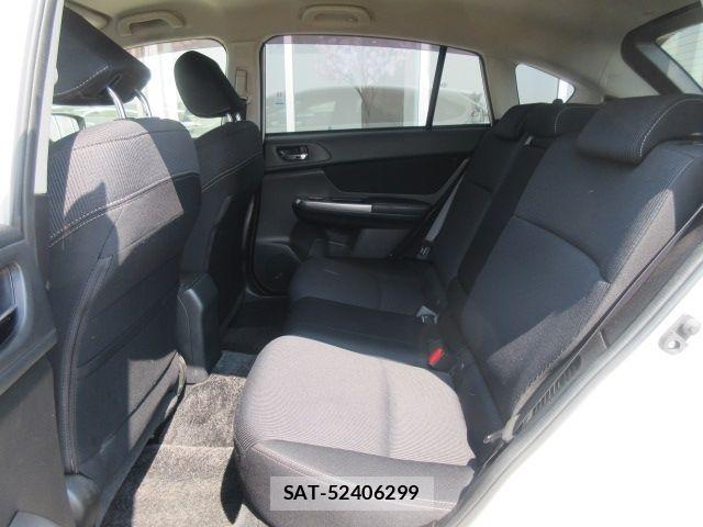 Subaru XV HYBRID 2015-09 6717447-6
