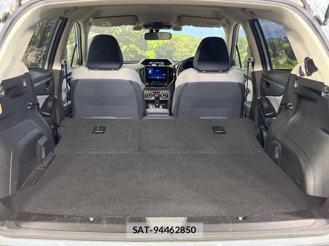 Subaru XV HYBRID 2019-06 6753448-9