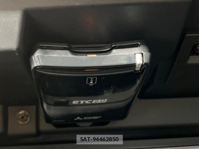 Subaru XV HYBRID 2019-06 6753448-6