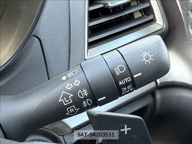 Subaru XV HYBRID 1991-07 6817450-26