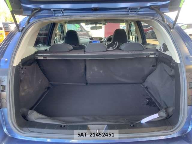 Subaru XV HYBRID 2019-11 6913707-16