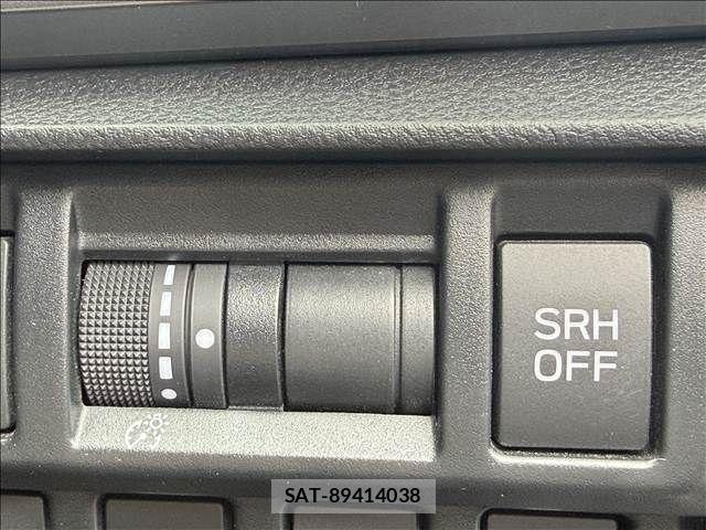 Subaru XV HYBRID 2021-01 6913708-26