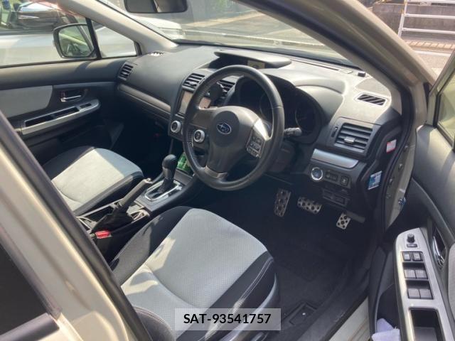 Subaru XV HYBRID 2014-09 6998570-9