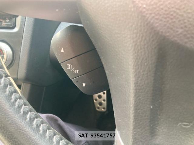 Subaru XV HYBRID 2014-09 6998570-15