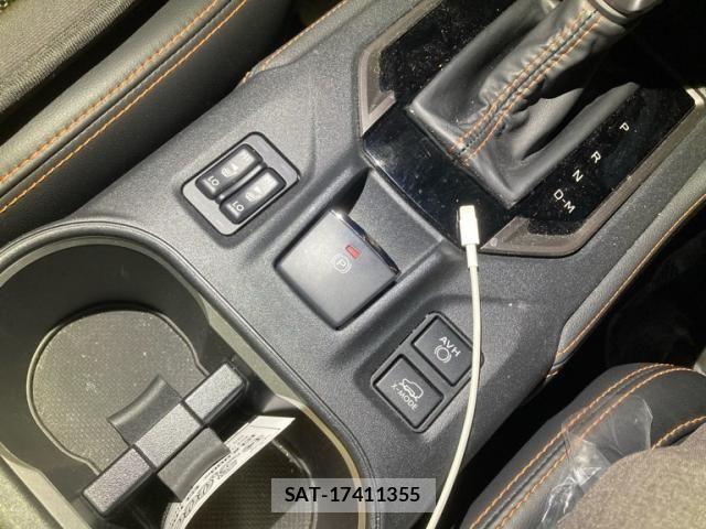 Subaru XV HYBRID 2019-11 6998532-17