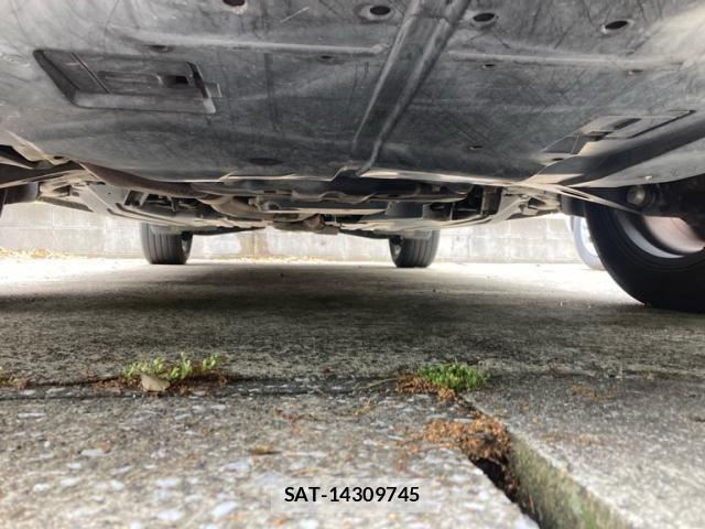 Subaru XV HYBRID 2014-02 7060923-6