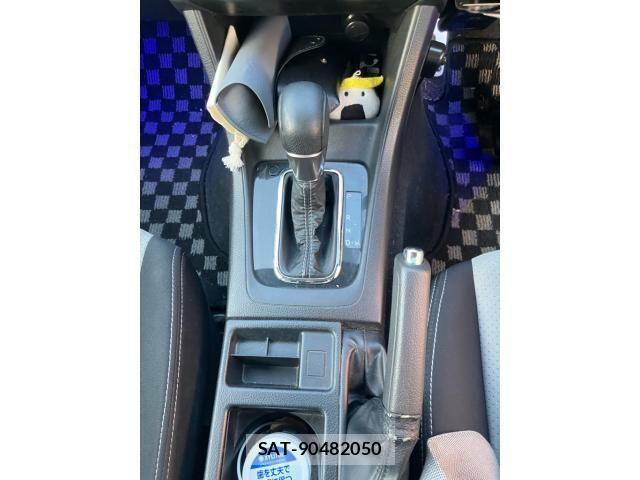 Subaru XV HYBRID 2013-06 7060926-22