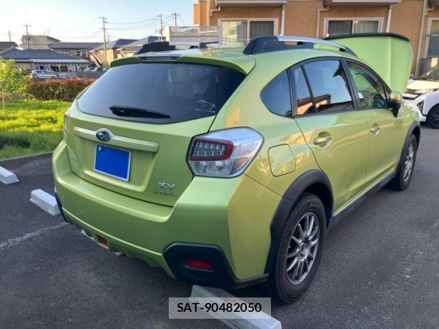 Subaru XV HYBRID 2013-06 7060926-2