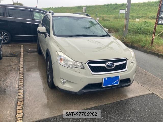 Subaru XV HYBRID 2013-07 7215609-1