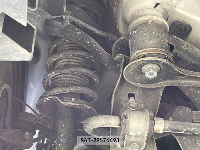 Subaru XV HYBRID 2016-05 7225654-19