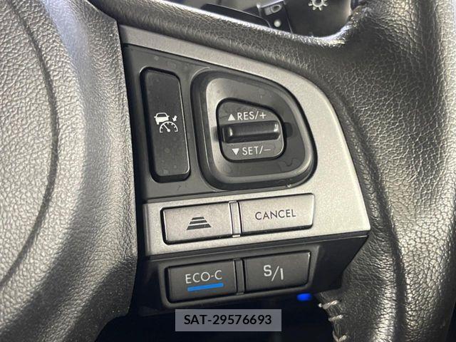 Subaru XV HYBRID 2016-05 7225654-5