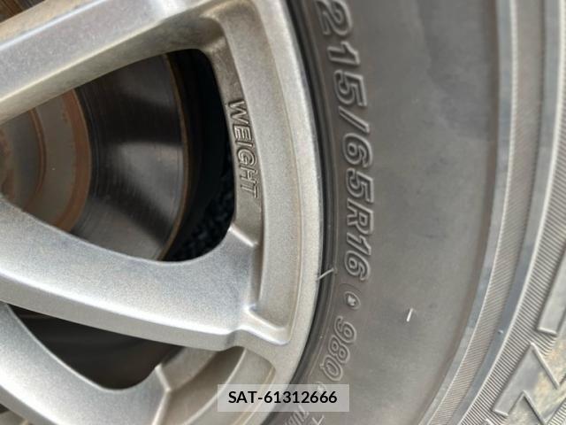 Subaru XV HYBRID 2013-07 7215608-9