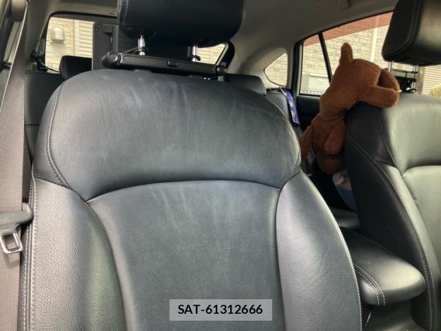 Subaru XV HYBRID 2013-07 7215608-15